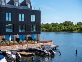 Sanders Pier - Fantastic 3-Bedroom Townhouse with Balcony Terrace, Copenhagen